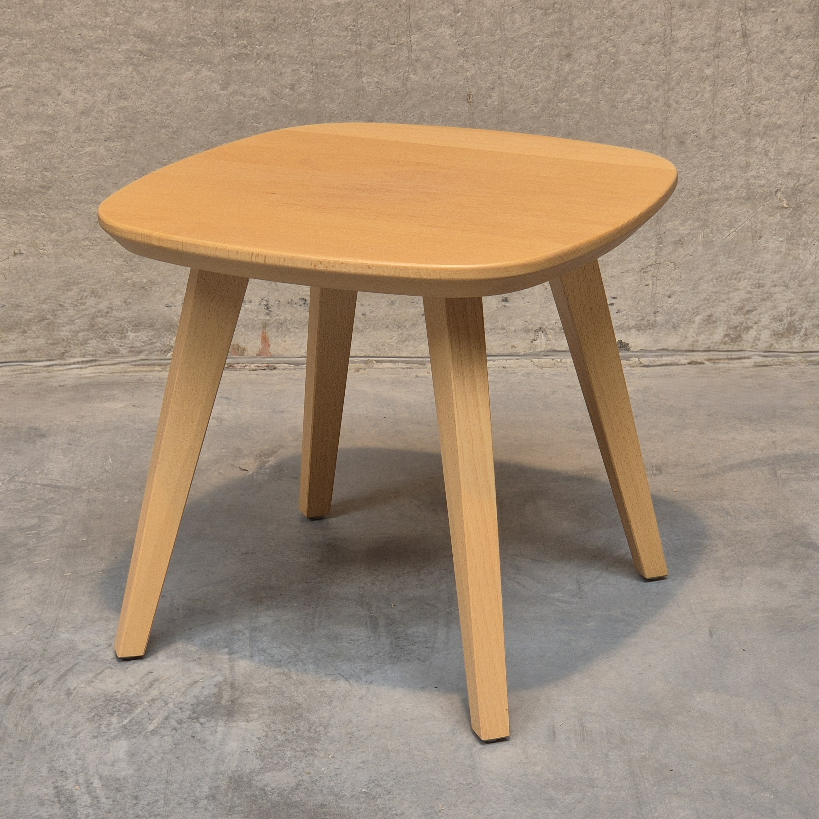 Bijzettafel Pamp
