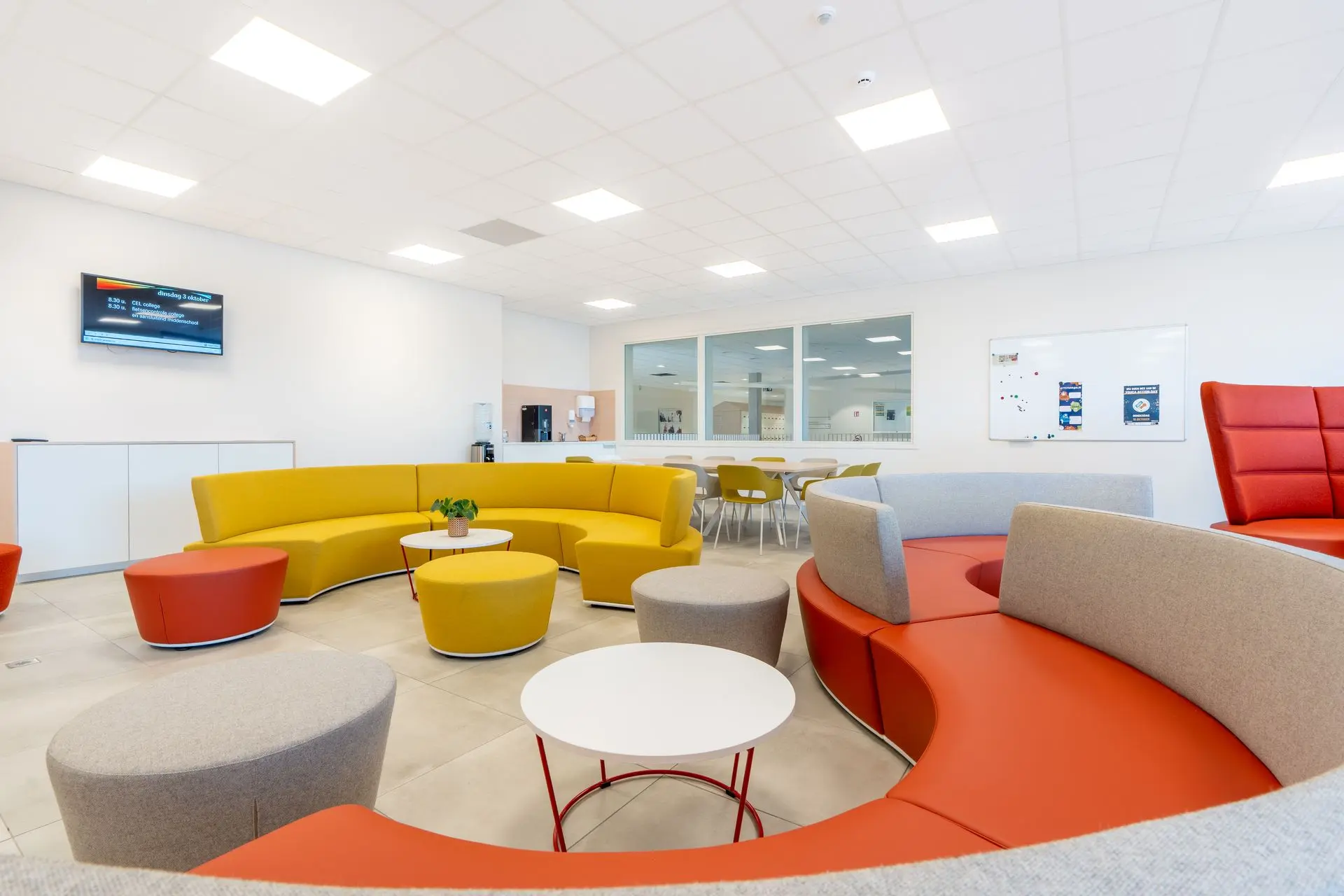Realisatie Sint Jan Berchmanscollege Avelgem door Dieto